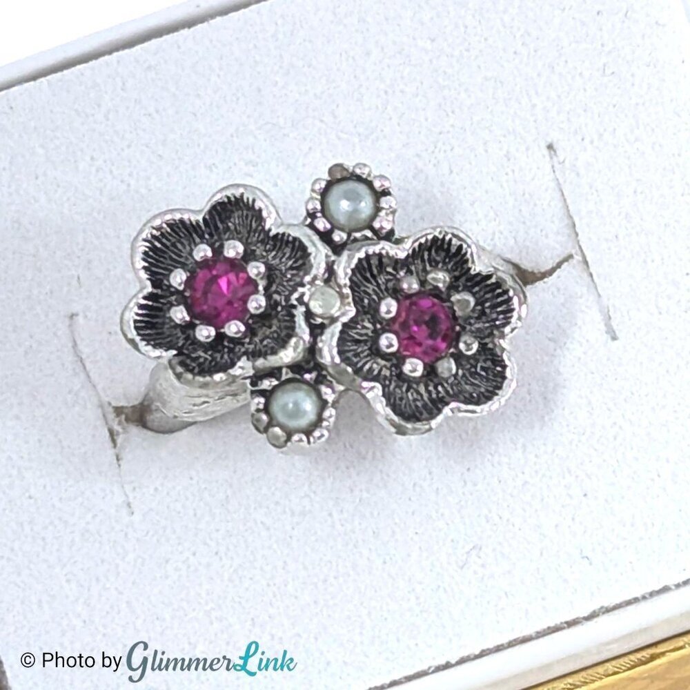Vintage Avon Silver Tone Floral Ring - Pink Stones Faux Pearls